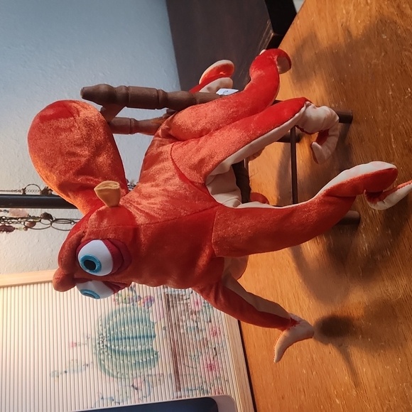 Disney Store Finding Dory Hank Plush - Picture 7 of 8